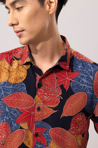 White Ash Leaf Red Shirt | Relove