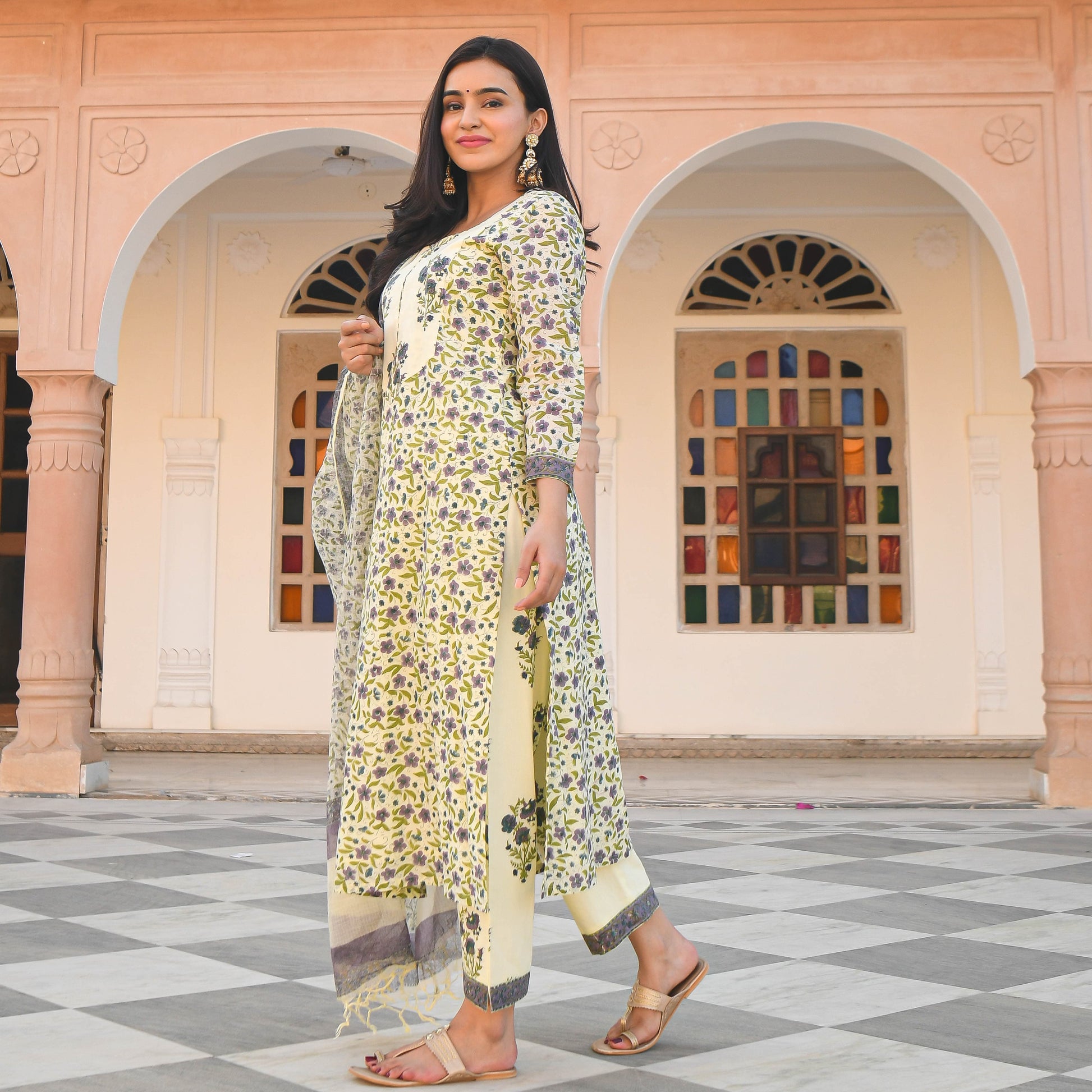 get amazing qaulity yellow cotton suit set online at best prices 