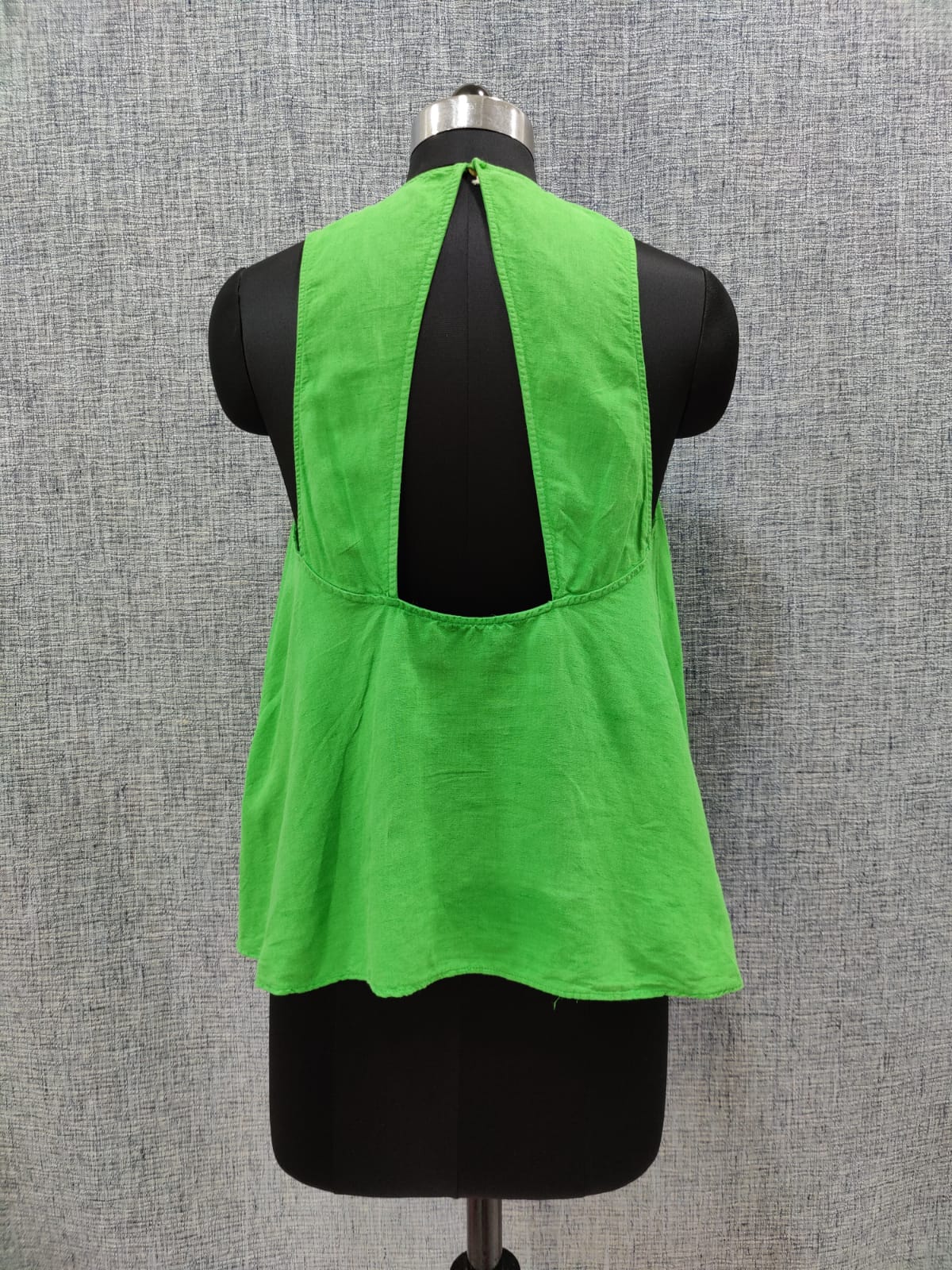 ZARA Pintuck Detail Sleeveless Green Top | Relove