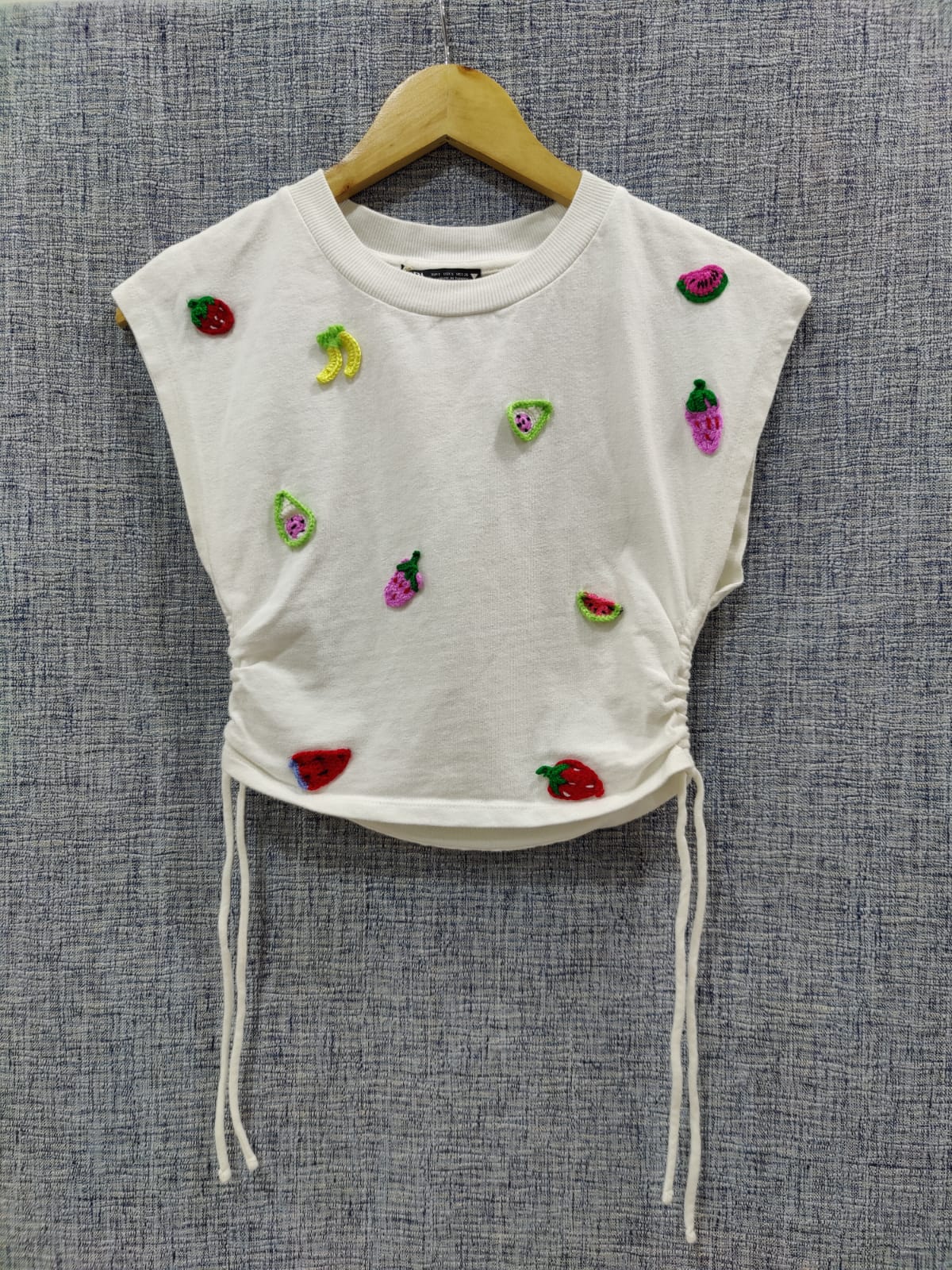 ZARA White Fruits Embroidered Knit Crop Top | Relove