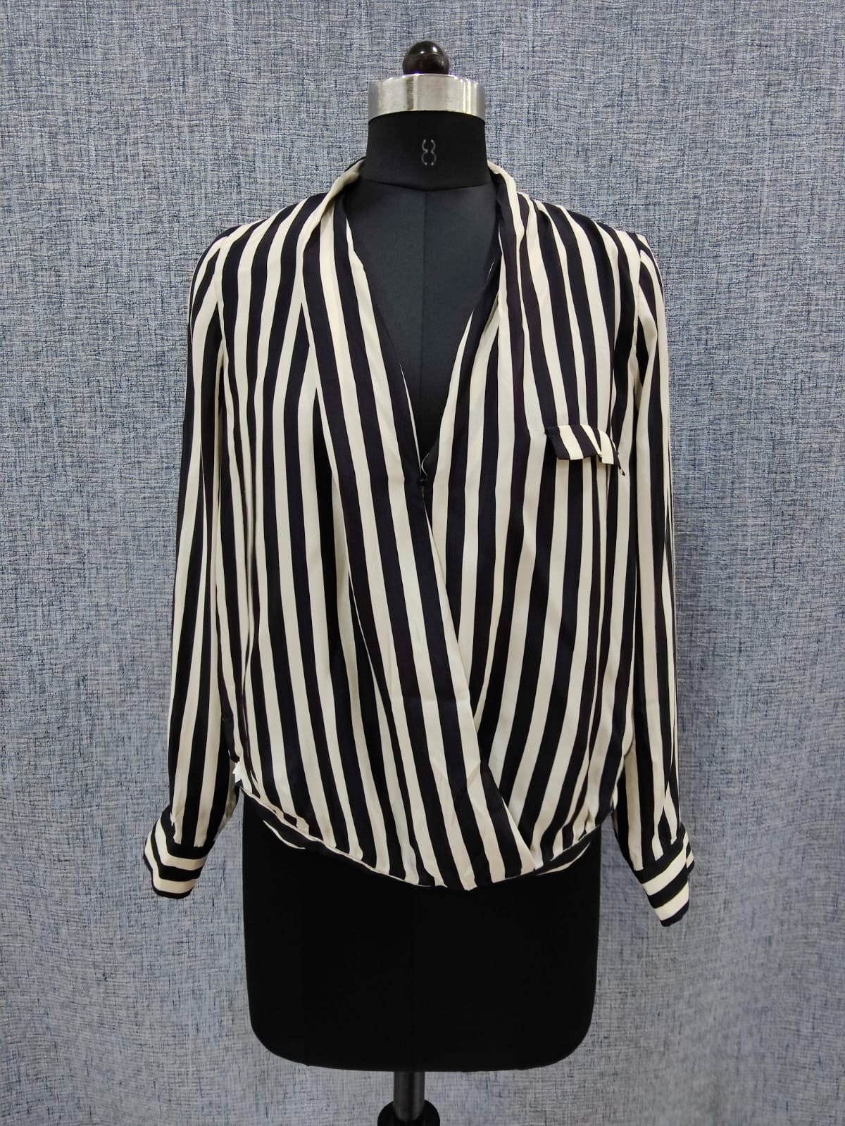 ZARA White And Black Strip Front Twisted Top | Relove
