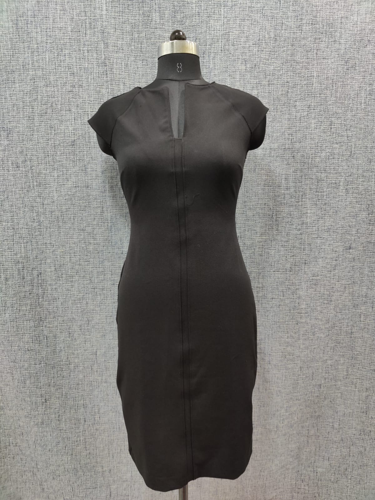 ZARA Solid Black Short Sleeve Dress | Relove