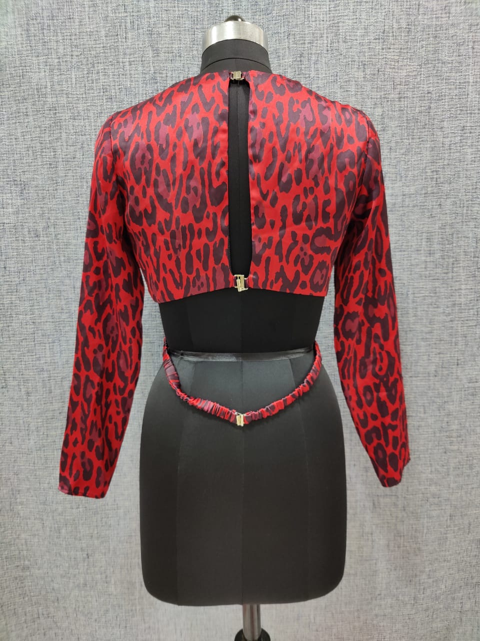 ZARA Red And Black Leopard Print Back Hook Crop Top | Relove