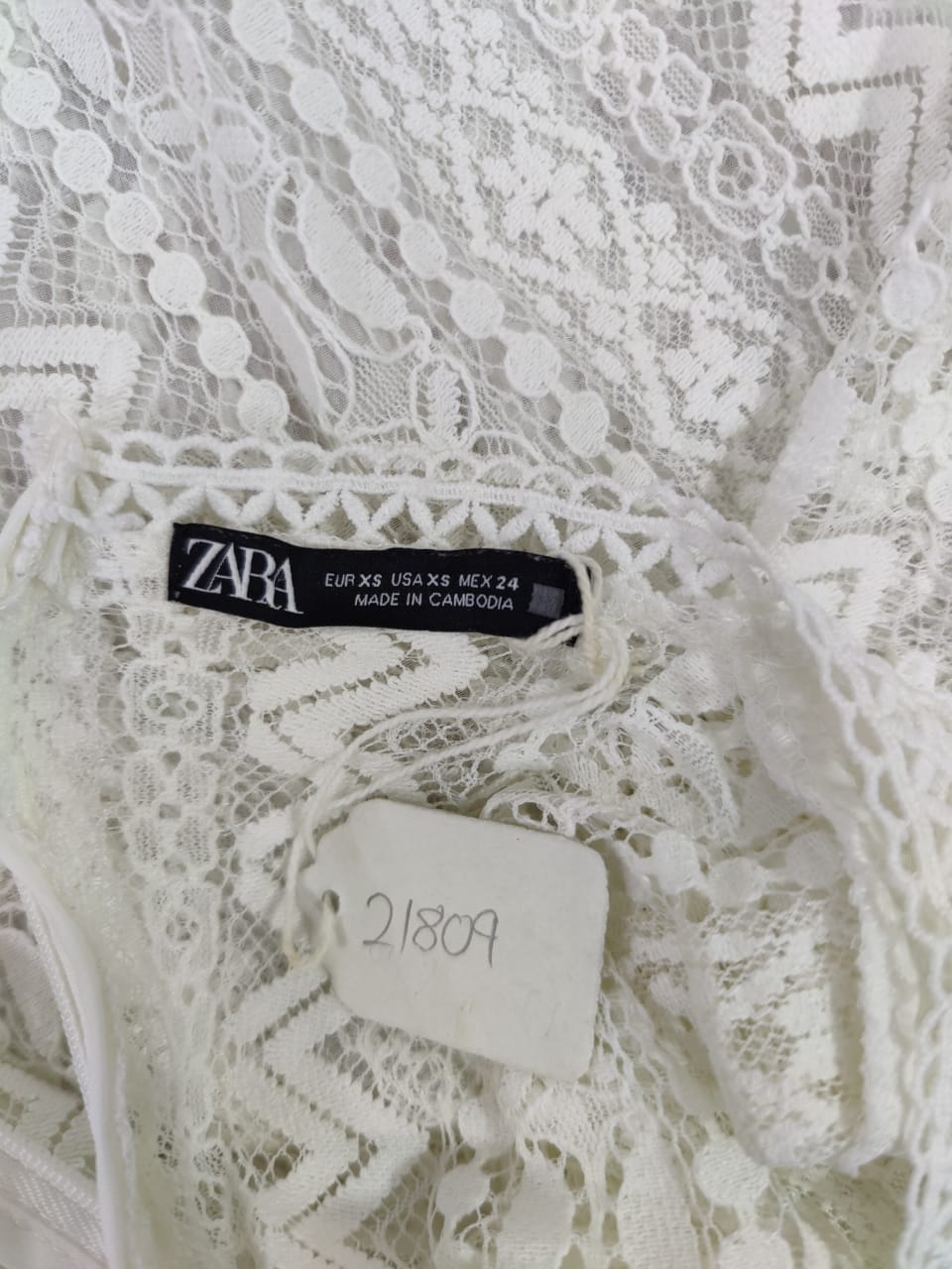 ZARA White Lace Blouse | Relove